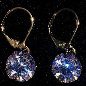 BNIB- Joan Rivers Classics earrings, 10mm CZ